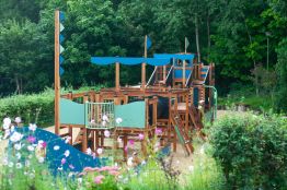 	natural playground lars laj